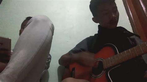 Cepat Pulang Ayah Dan Ibu Cover Gitar Medhan Feat Mbendel Youtube