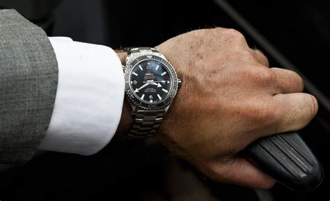 James Bonds New Watch In Skyfall The Omega Seamaster Planet Ocean