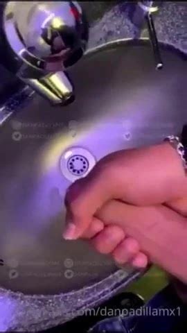 Wapayaso Avion Gay Handjob Handjob Porn XHamster