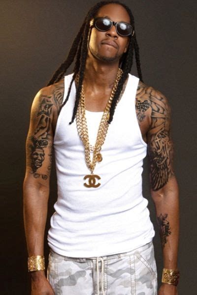 2 Chainz Neck Tattoos