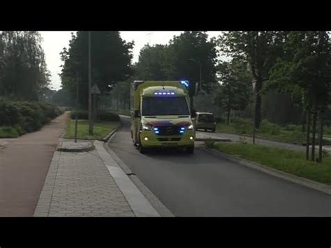 A1 Ambu 18 190 Met Spoed Naar Een Ongeval Thorbeckelaan Sliedrecht