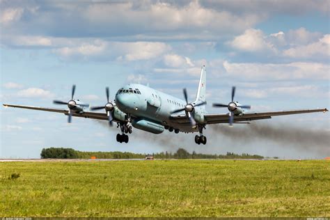 Самолёт радиоэлектронной разведки Ил-20
