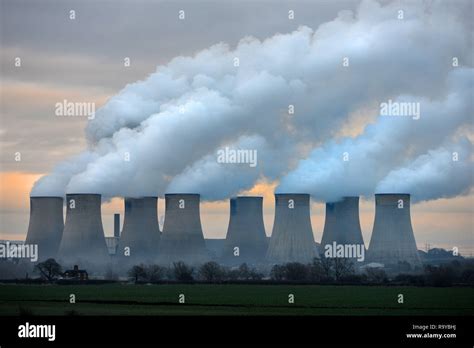 Ratcliffe On Soar Coal Power Station Nottingham Uk Stock Photo Alamy