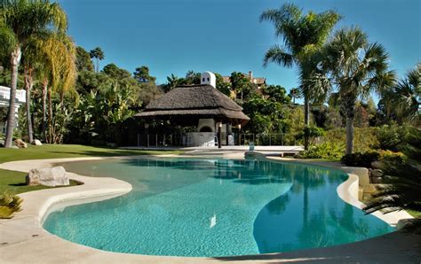 Classical Style Villa In La Zagaleta In Benahav S Andalusien Spanien