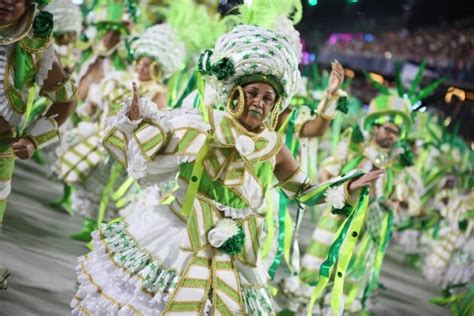 Fotos Desfile Da Mocidade Independente No Carnaval Carnavalesco