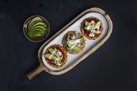 Sopes de chorizo de abulón y de machaca de mantarraya elGourmet