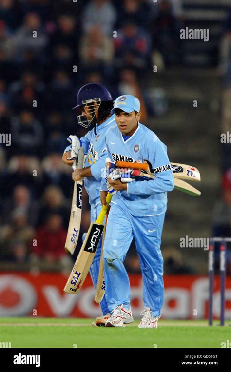 Mahendra Singh Dhoni And Rohit Sharma Stock Photo Alamy