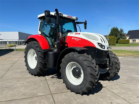 STEYR IMPULS 6175 CVT Weevers