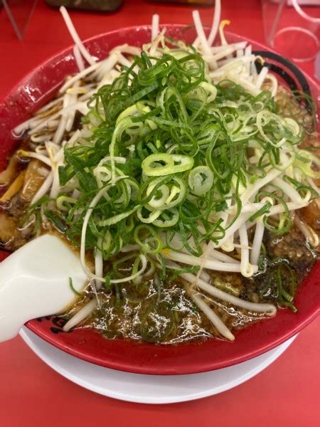 『京都漆黒醤油ラーメン』ラーメン魁力屋 多摩ニュータウン通り店のレビュー ラーメンデータベース