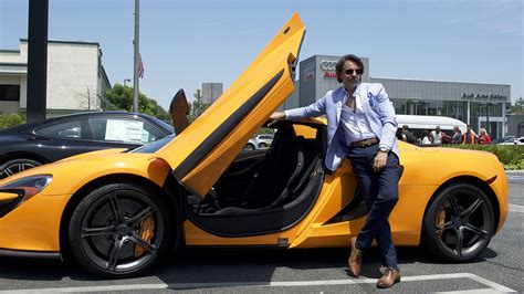 How to Be a Latin Lover (2017) - Backdrops — The Movie Database (TMDB)