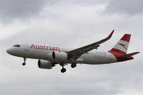 Oe Lzn Airbus A N Austrian Airlines Jake Allsup Flickr