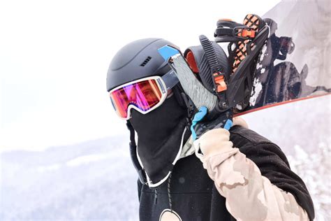 How To Clean And Maintain Mens Snowboard Helmets Drift And Drop