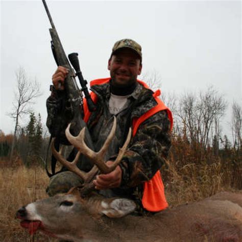 Trophy Deer Hunting Whitetail Deer Hunts Camp Narrows Lodge Ontario