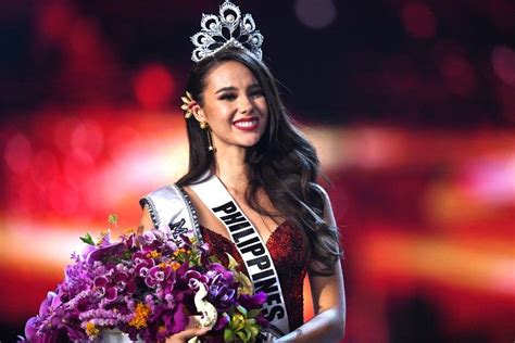 Look Miss Universe 2018 Catriona Gray Wears Alab At Dangal Ear Cuff