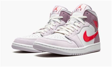 Buy Air Jordan 1 Mid WMNS Valentines Day 2022 Stadium Goods Air