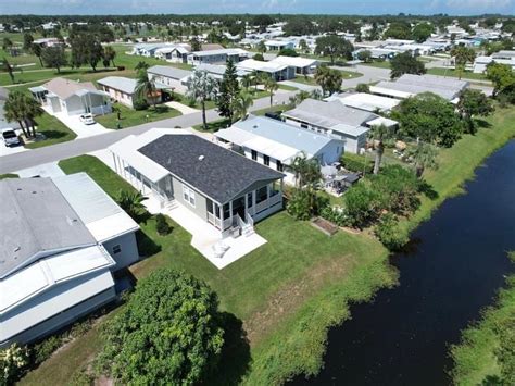 1011 Barefoot Cir, Barefoot Bay, FL 32976 - MLS #271430 | BEX Realty