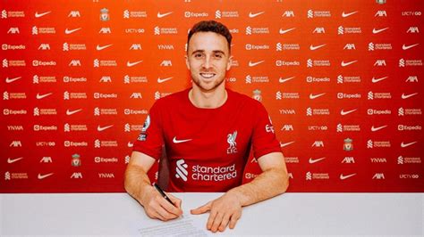 Liverpool Renova O Contrato Do Atacante Diogo Jota Lance