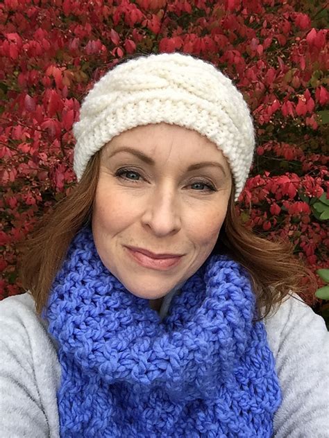 Ravelry Sandras Cabled Headband Pattern By Janet Longaphie