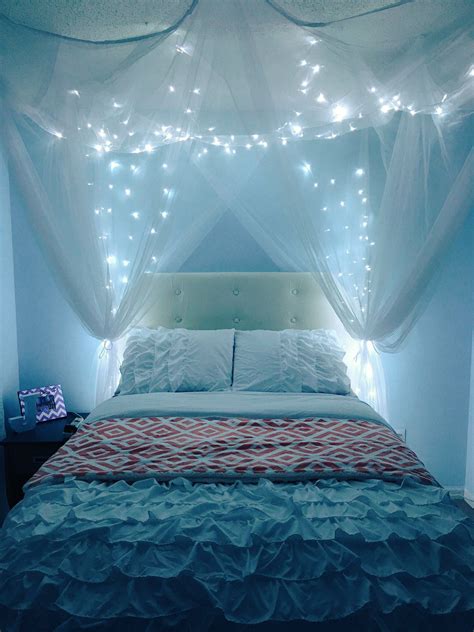 10 Canopy For Bed With Lights DECOOMO