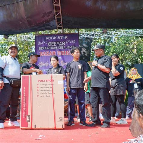 Pembukaan Rangkaian Sedekah Bumi Desa Jambu Tahun Kirab Sewu