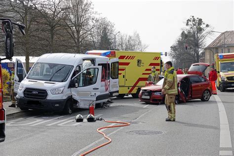 Schwerer Unfall Mit Zehn Verletzten In Klotzsche Antenne Sachsen