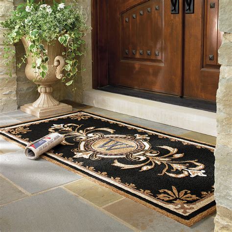 Huntington Monogrammed Entry Mat Traditional Doormats