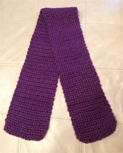 Simple Scarf In Single Crochet Stitches Using Lion Brand Homespun Yarn