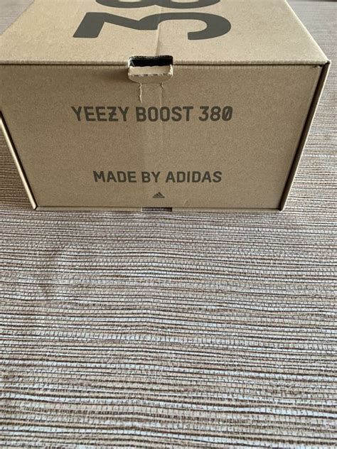 Venduto Vendo Adidas Yeezy 280 Boost