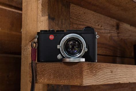 Leica CL Review | Compact APS-C Mirrorless Camera