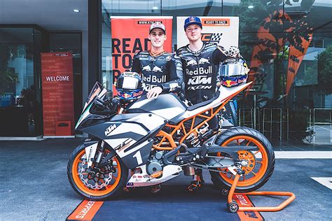 2017 KTM 390 Duke And RC 390 Debuting At IMS New York Autoevolution