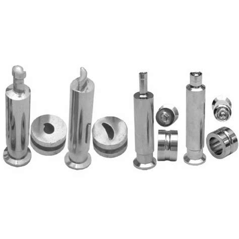 die sets  piece ii  noida id