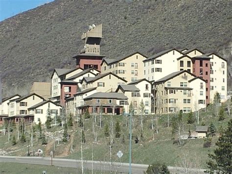 vale  house styles mansions house