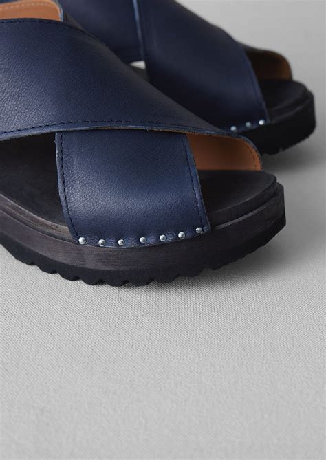 Troentorp Leather Clog Sandals Navy Toast