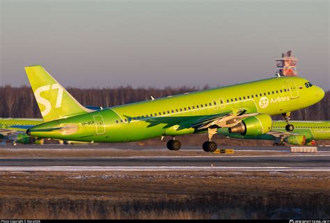 VP BCP S7 Siberia Airlines Airbus A320 214 Photo By Maratttik ID