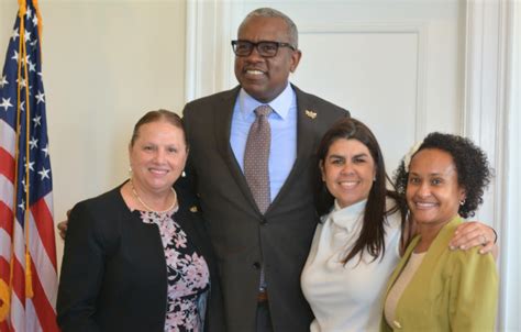 Doh Hosts U S Department Of Health And Human Services For Director’s Inaugural Visit To Usvi