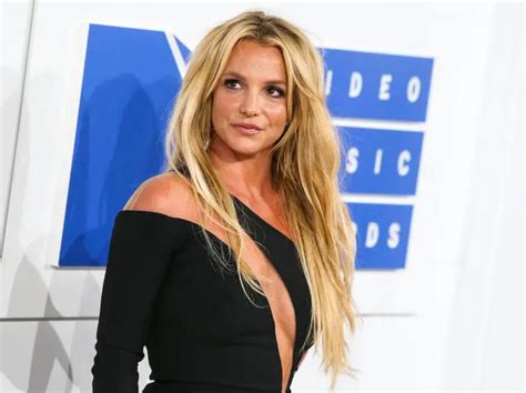 Britney Spears Lawyer Urges Dad Jamie To Settle Conservatorship Fees