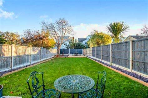 3 Bedroom Semi Detached House For Sale In 38 St Benets Road Southend