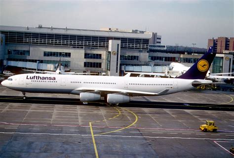 267aq Lufthansa Airbus A340 313X D AIFD FRA 24 11 2003 Flickr