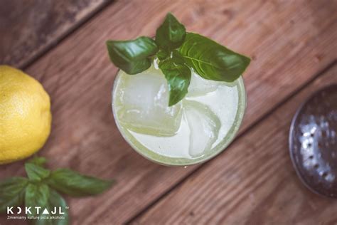 Gin Basil Smash Bazyliowy Drink Z Ginem Smak Ogr Dka Koktajl Tv