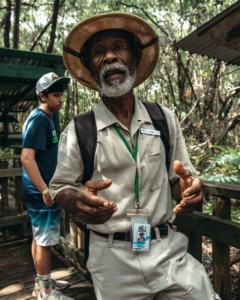 Tour Guide Course – Area Tour Guide Lecture (Central Province ...