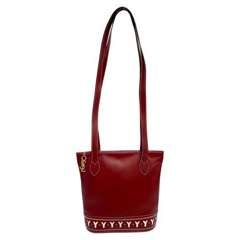 Cassandra Leather Shoulder Bag Airrobe