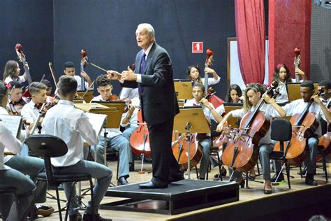 Alunos Do Projeto A O Social Pela M Sica Emocionam P Blico Em Concerto