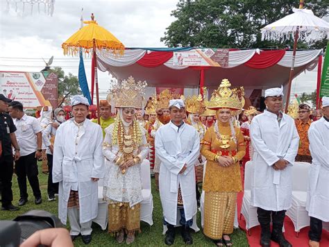 Qudrotul Ikhwan Dapat Gelar Adat Megou Pak Pengeran Pemimpin Pada