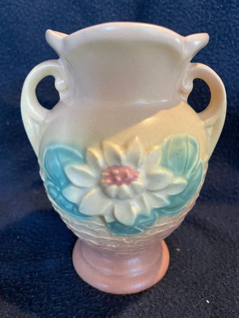 Vintage Hull Pottery Water Lily Vase Etsy