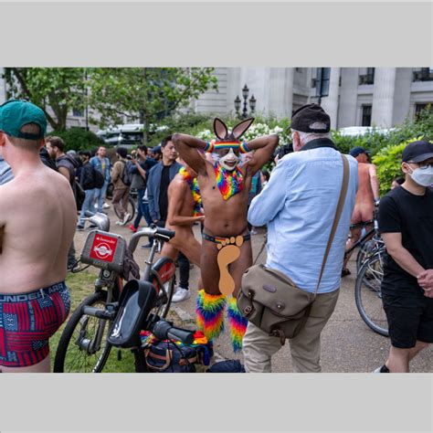 Barefoot Blades Men As Allies At The World Naked Bike Ride Barefoot Man