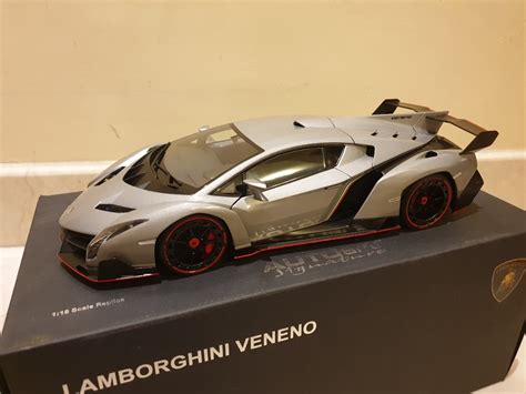 1 18 AUTOART LAMBORGHINI VENENO Hobbies Toys Toys Games On Carousell