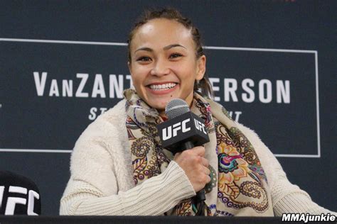 Photos ‘the Karate Hottie Michelle Waterson Through