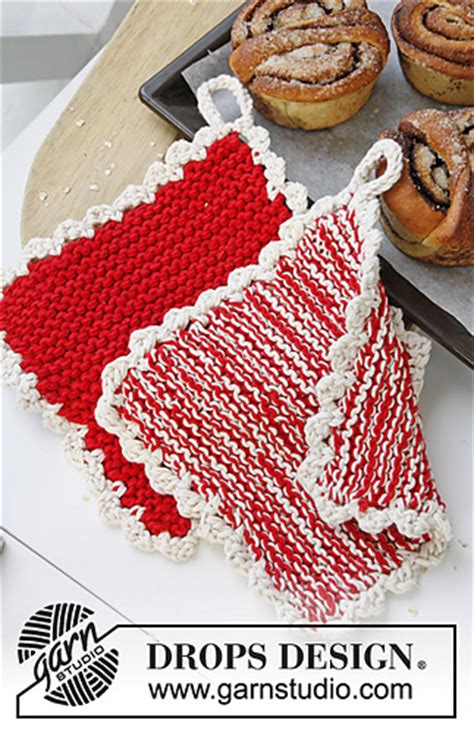 Ravelry Christmas Pot Holders Pattern By Drops Design