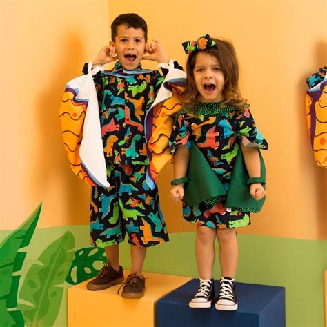 Vestido E Camisa Infantil Estampas De Dinossauros Desenvolvido E