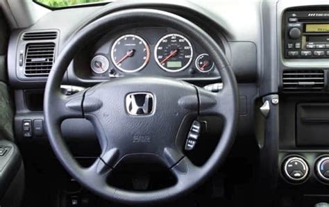 2003 Honda CR-V Pictures - 13 Photos | Edmunds